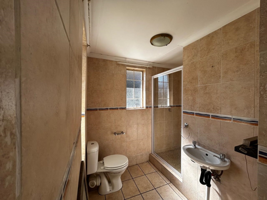 4 Bedroom Property for Sale in Flora Gardens Gauteng