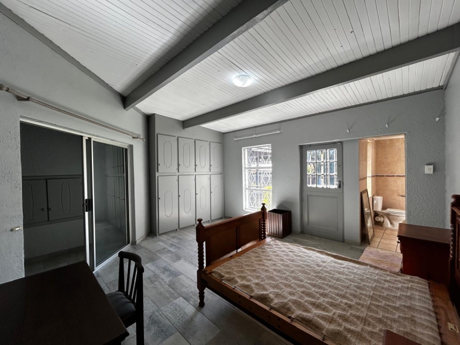 4 Bedroom Property for Sale in Flora Gardens Gauteng