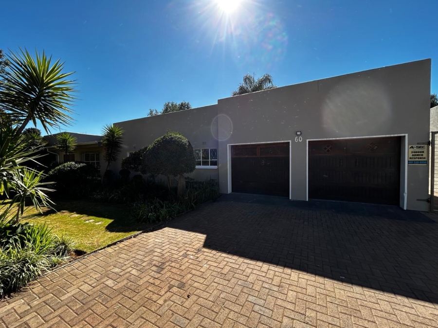 4 Bedroom Property for Sale in Flora Gardens Gauteng