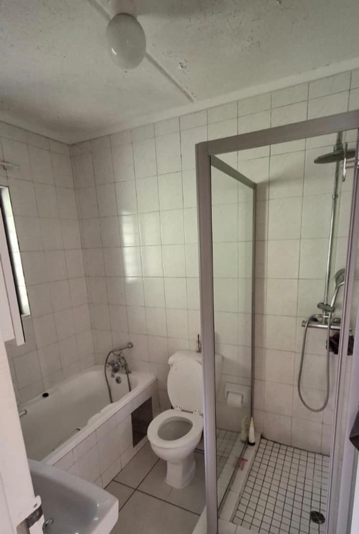 To Let 1 Bedroom Property for Rent in Benmore Gauteng