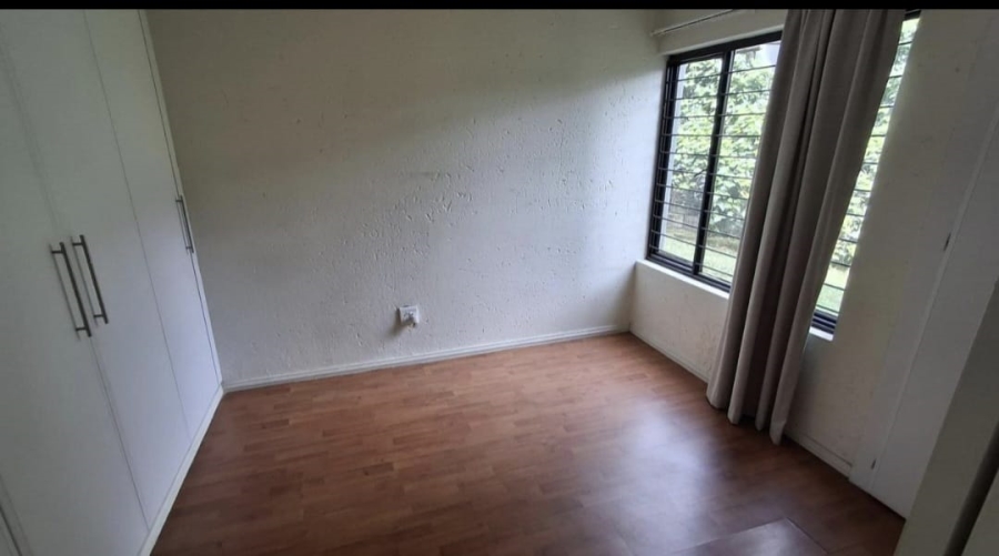 To Let 1 Bedroom Property for Rent in Benmore Gauteng