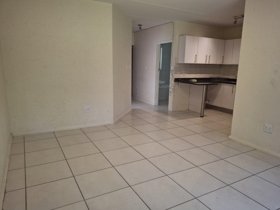 To Let 1 Bedroom Property for Rent in Benmore Gauteng