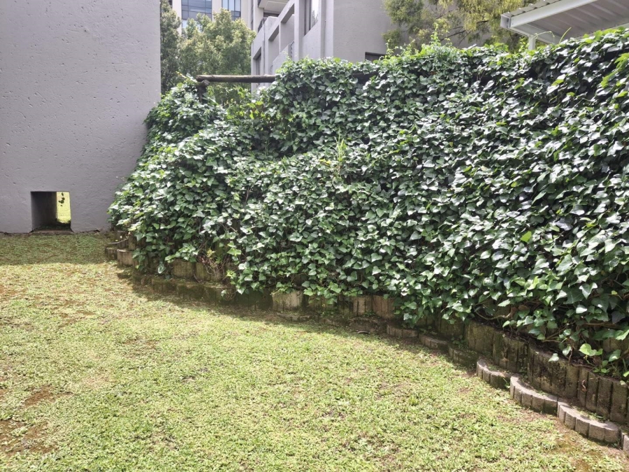To Let 1 Bedroom Property for Rent in Benmore Gauteng