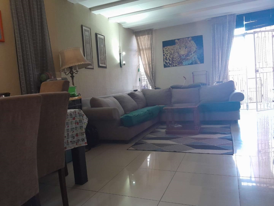 2 Bedroom Property for Sale in The Hill Gauteng