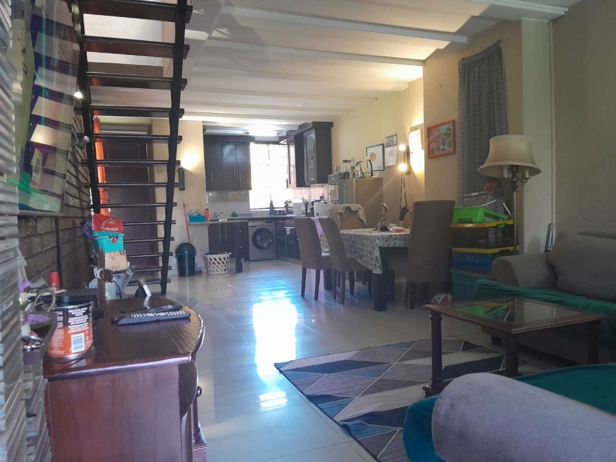 2 Bedroom Property for Sale in The Hill Gauteng