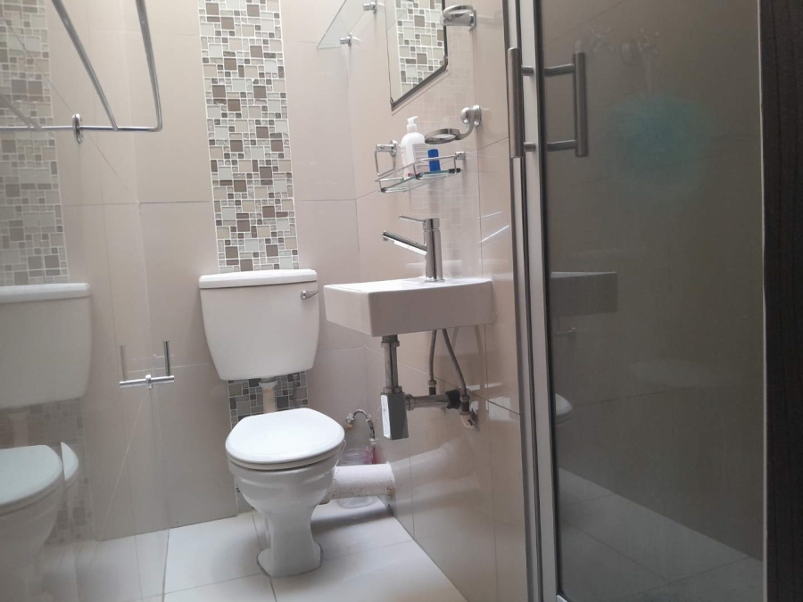2 Bedroom Property for Sale in The Hill Gauteng