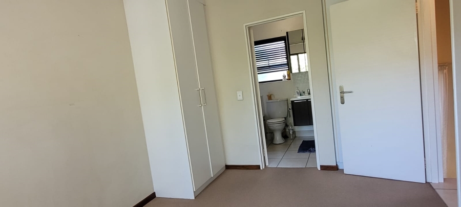To Let 2 Bedroom Property for Rent in Maroeladal Gauteng