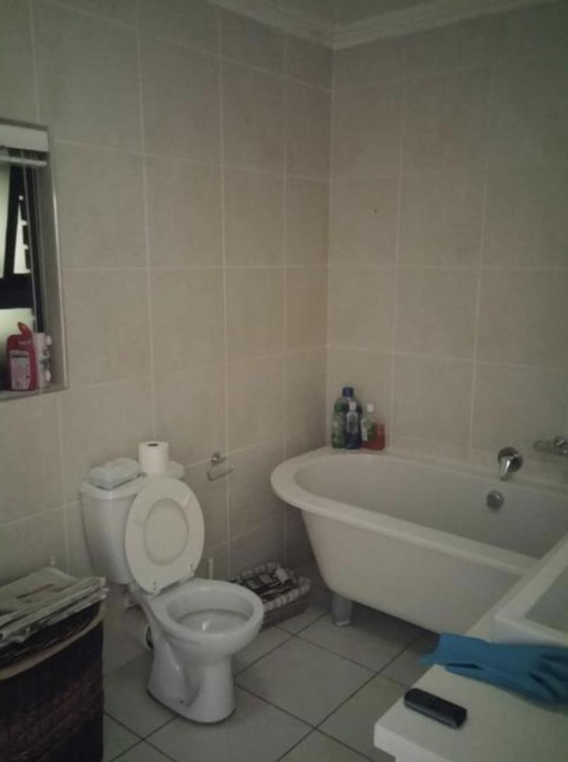 To Let 2 Bedroom Property for Rent in Morningside Gauteng