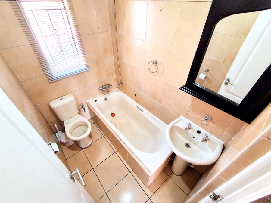 2 Bedroom Property for Sale in Rabie Ridge Gauteng