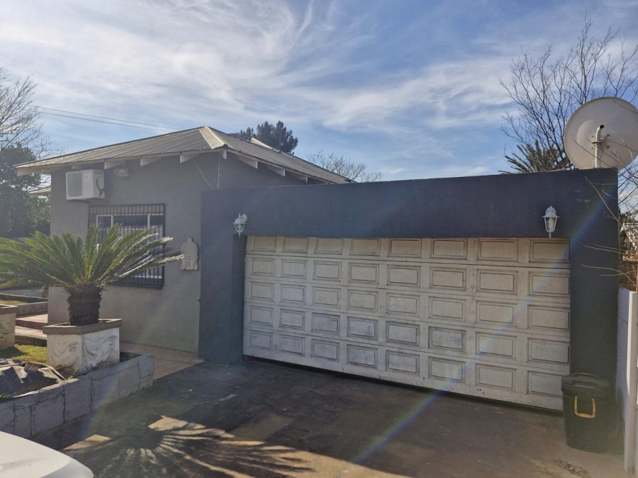 To Let 3 Bedroom Property for Rent in Delville Gauteng
