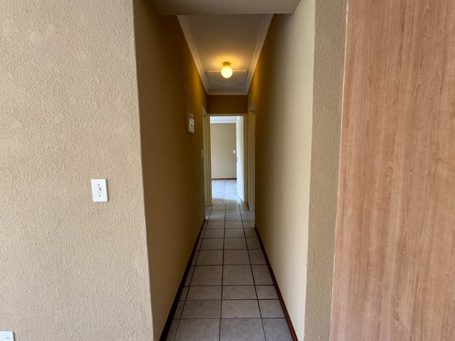 To Let 3 Bedroom Property for Rent in Weltevreden Park Gauteng
