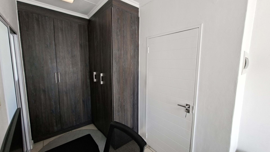 1 Bedroom Property for Sale in Petervale Gauteng
