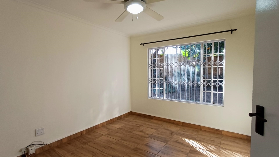 To Let 3 Bedroom Property for Rent in Olivedale Gauteng