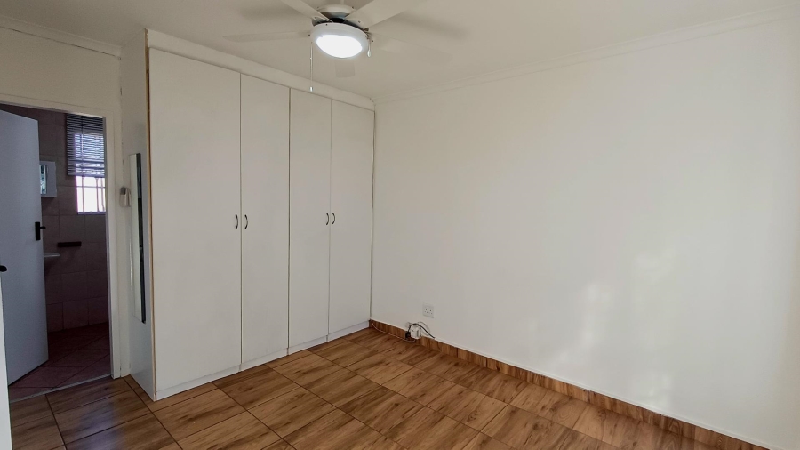 To Let 3 Bedroom Property for Rent in Olivedale Gauteng