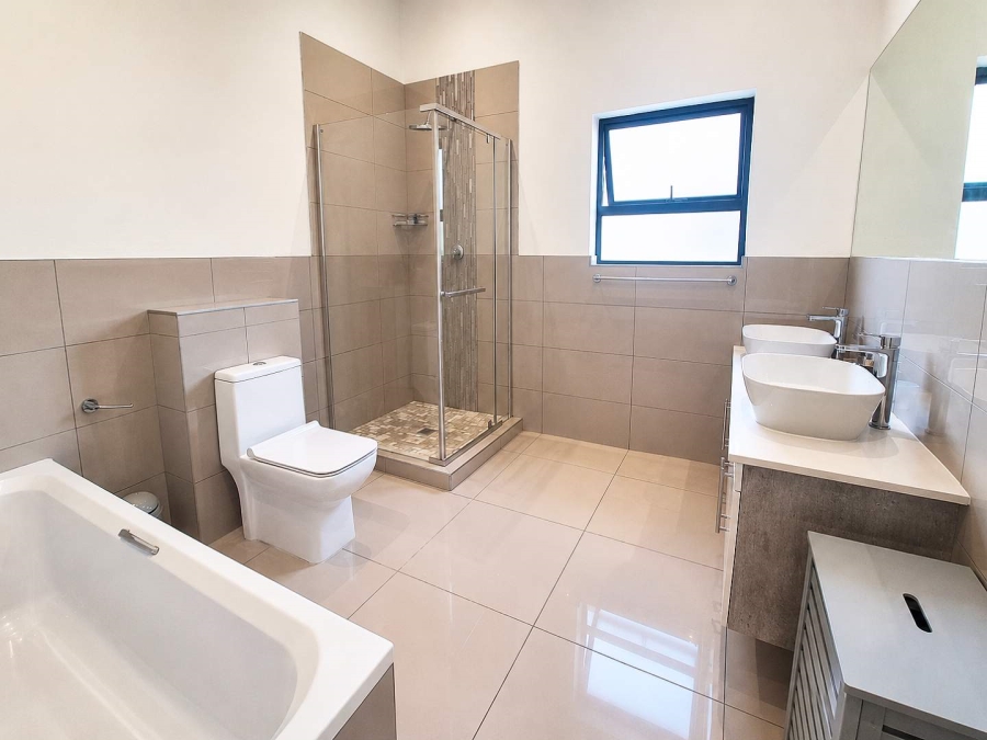 3 Bedroom Property for Sale in Ferndale Gauteng