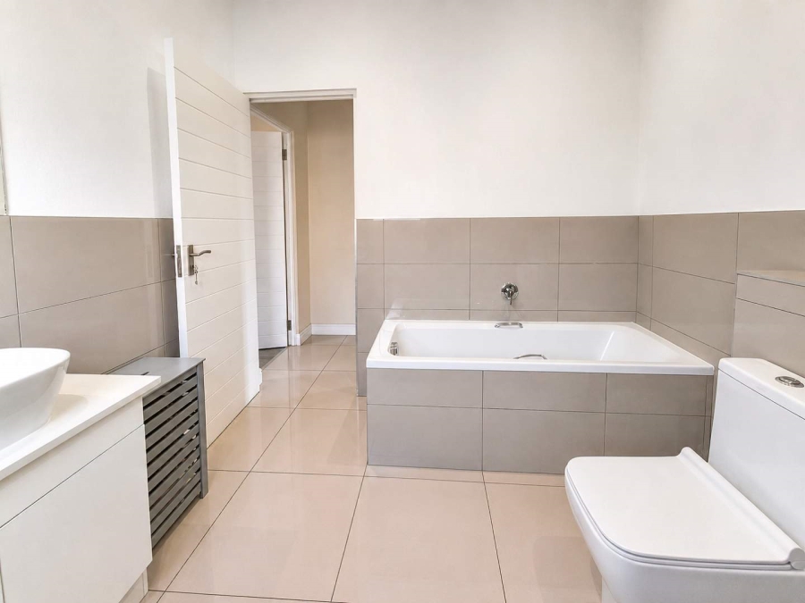 3 Bedroom Property for Sale in Ferndale Gauteng