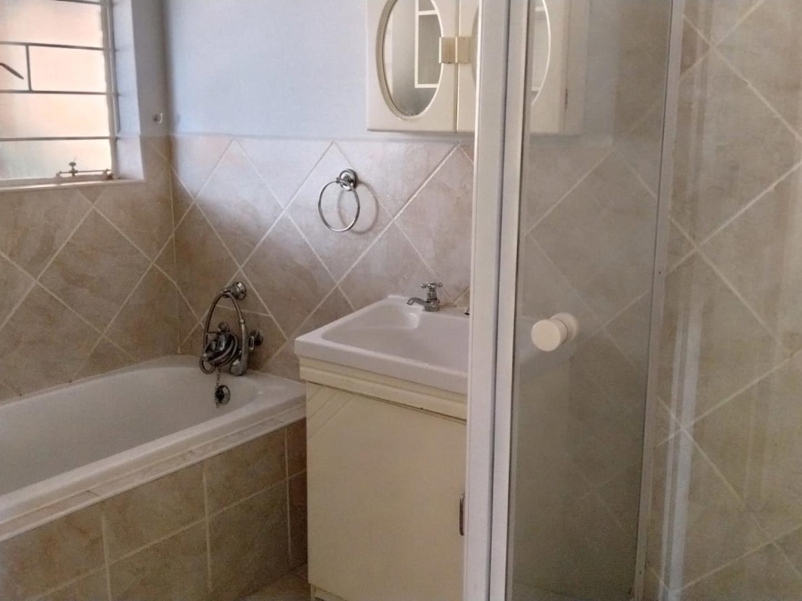 2 Bedroom Property for Sale in Wentworth Park Gauteng