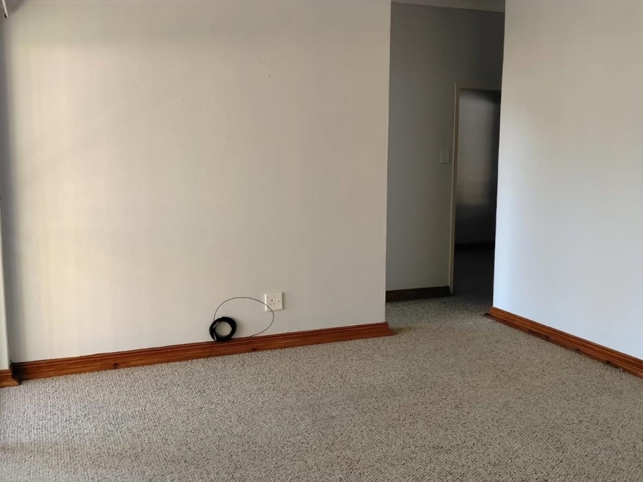 2 Bedroom Property for Sale in Wentworth Park Gauteng