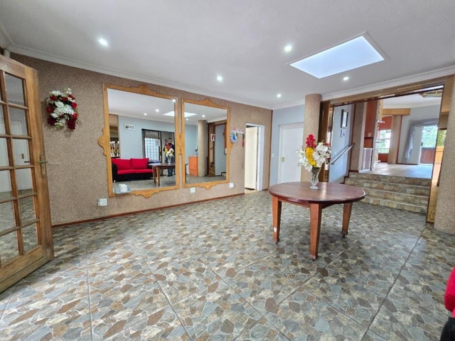 8 Bedroom Property for Sale in Bassonia Gauteng