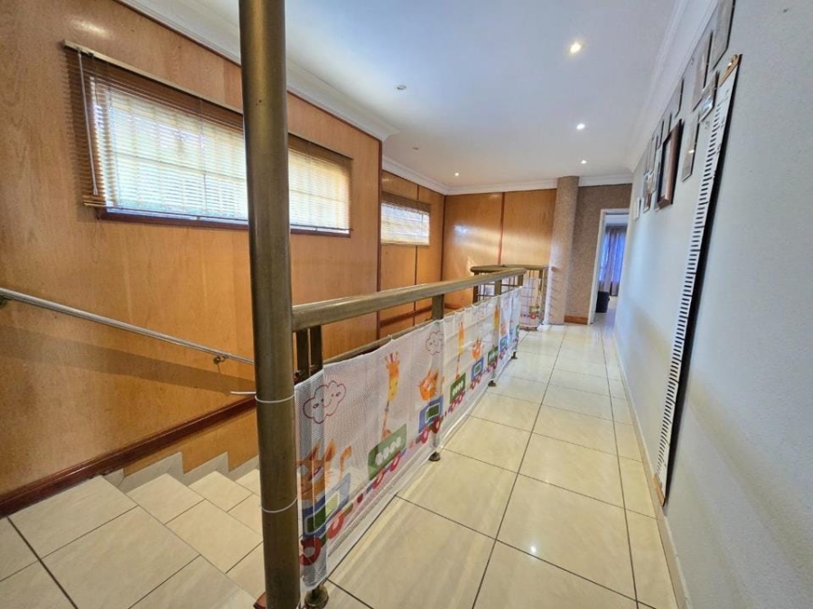 8 Bedroom Property for Sale in Bassonia Gauteng