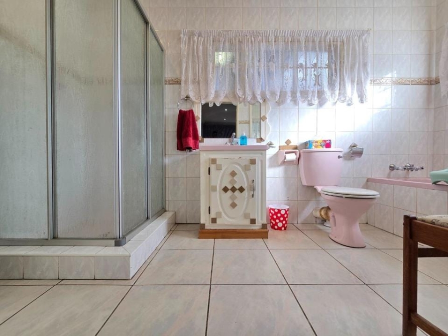 8 Bedroom Property for Sale in Bassonia Gauteng
