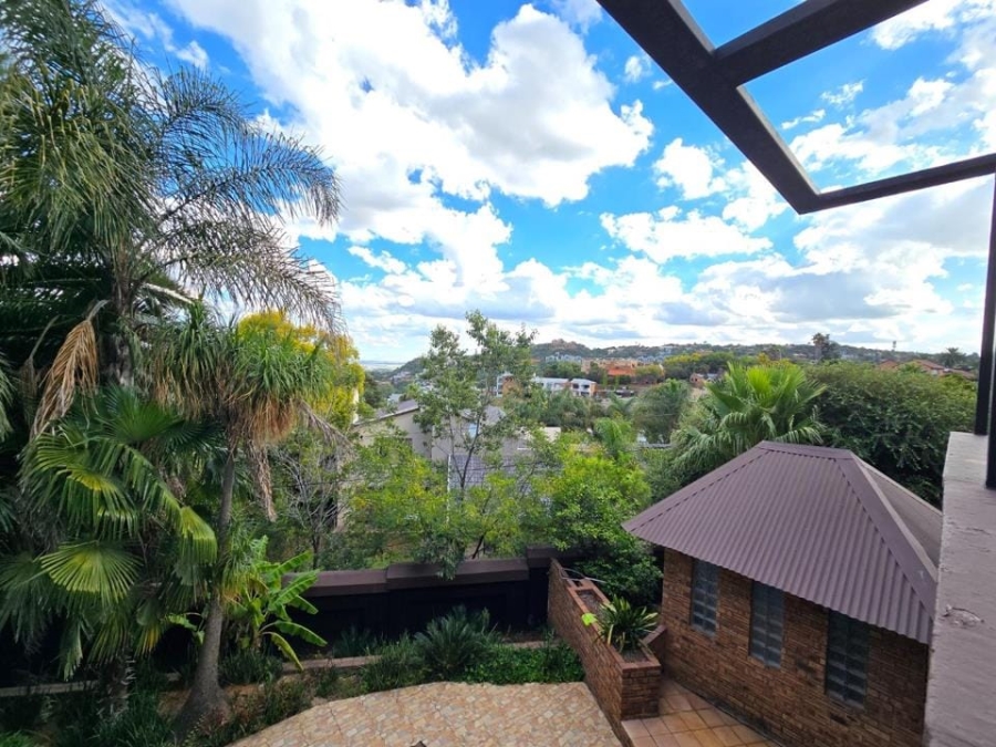 8 Bedroom Property for Sale in Bassonia Gauteng