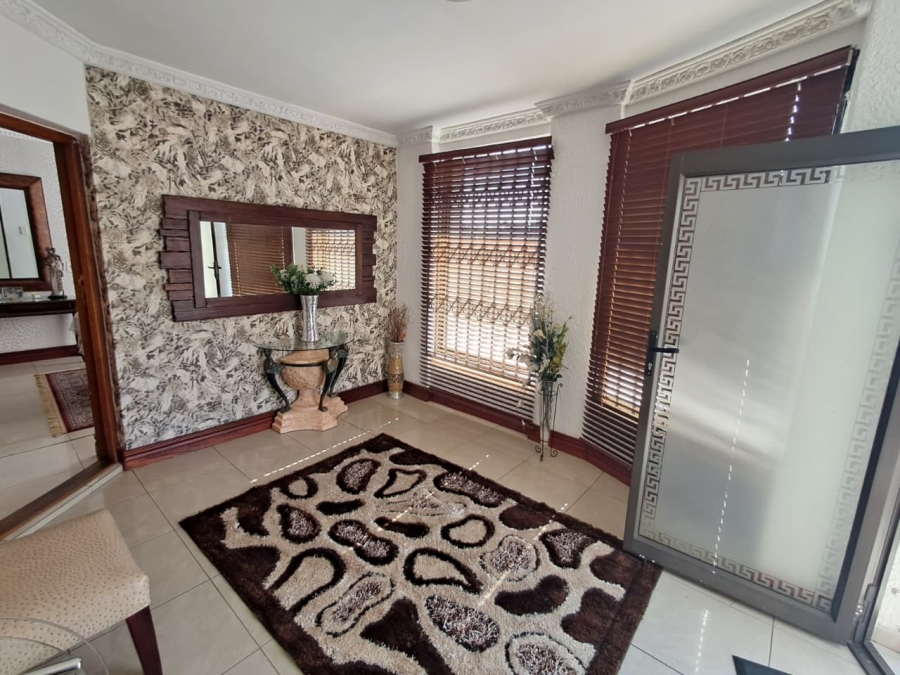 4 Bedroom Property for Sale in Brackendowns Gauteng