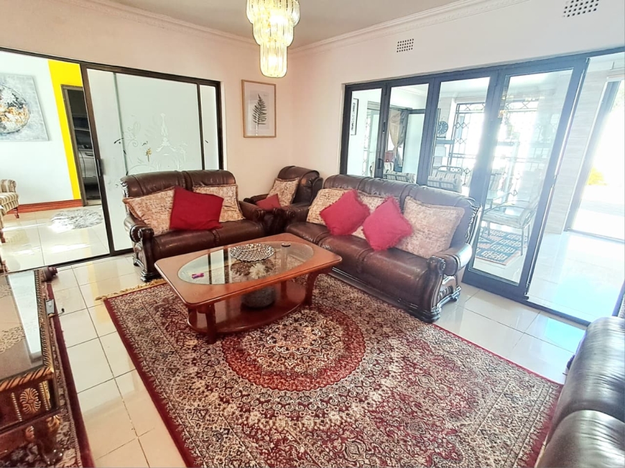 4 Bedroom Property for Sale in Brackendowns Gauteng