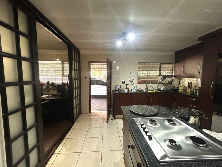3 Bedroom Property for Sale in Mayberry Park Gauteng
