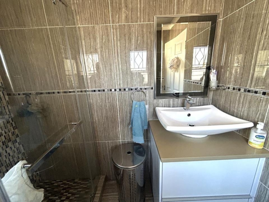 3 Bedroom Property for Sale in Mayberry Park Gauteng