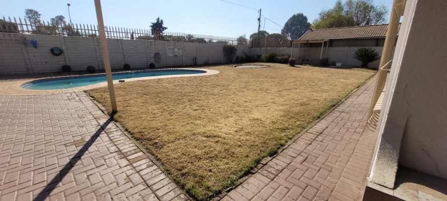 3 Bedroom Property for Sale in Mayberry Park Gauteng
