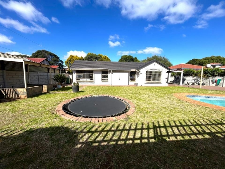 3 Bedroom Property for Sale in Mayberry Park Gauteng
