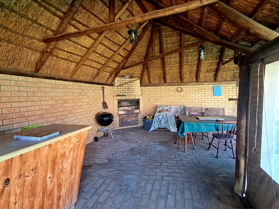 4 Bedroom Property for Sale in Brackendowns Gauteng