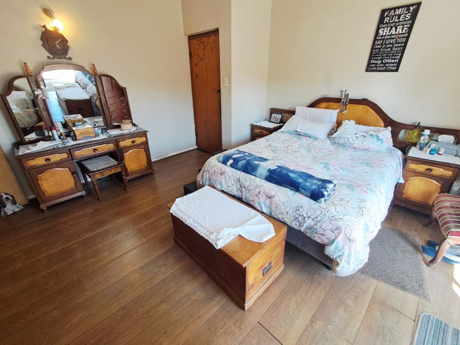4 Bedroom Property for Sale in Brackendowns Gauteng