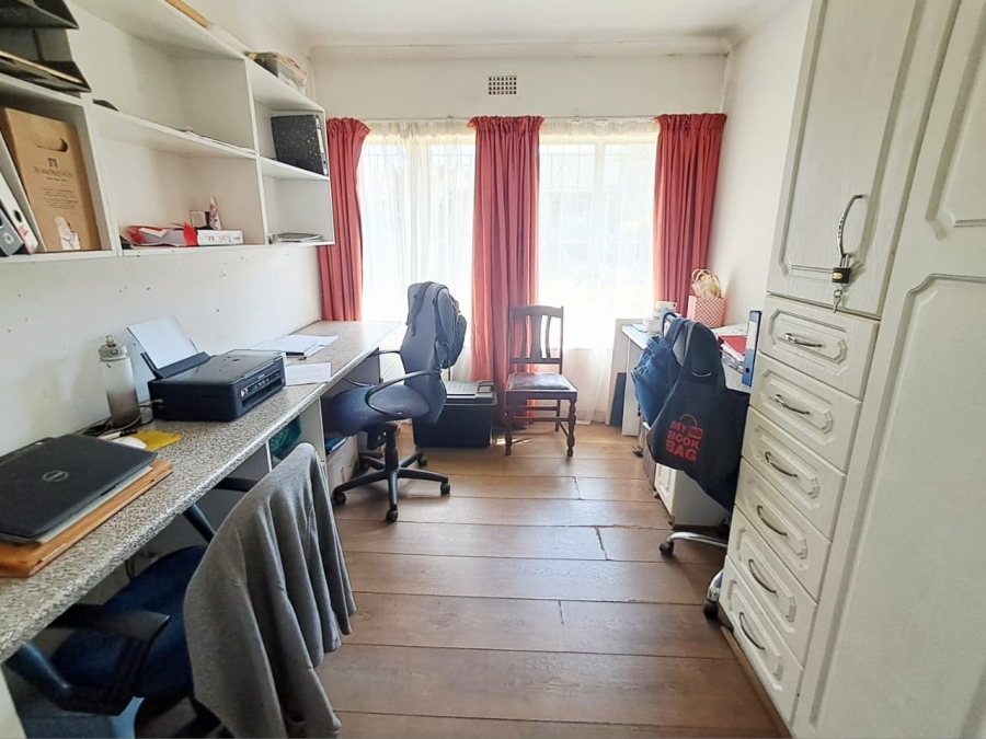 4 Bedroom Property for Sale in Brackendowns Gauteng