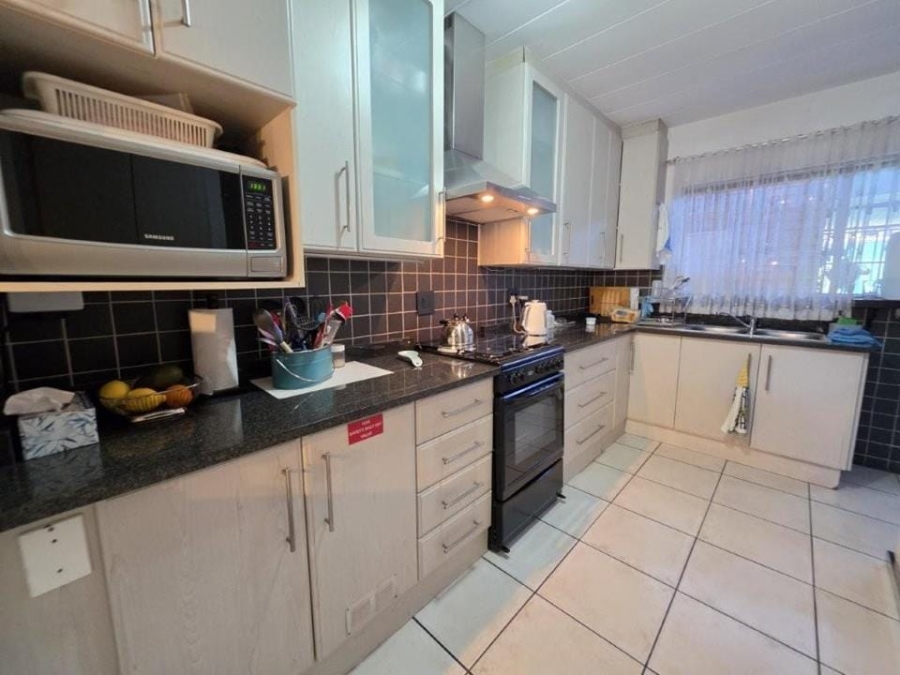 2 Bedroom Property for Sale in New Redruth Gauteng