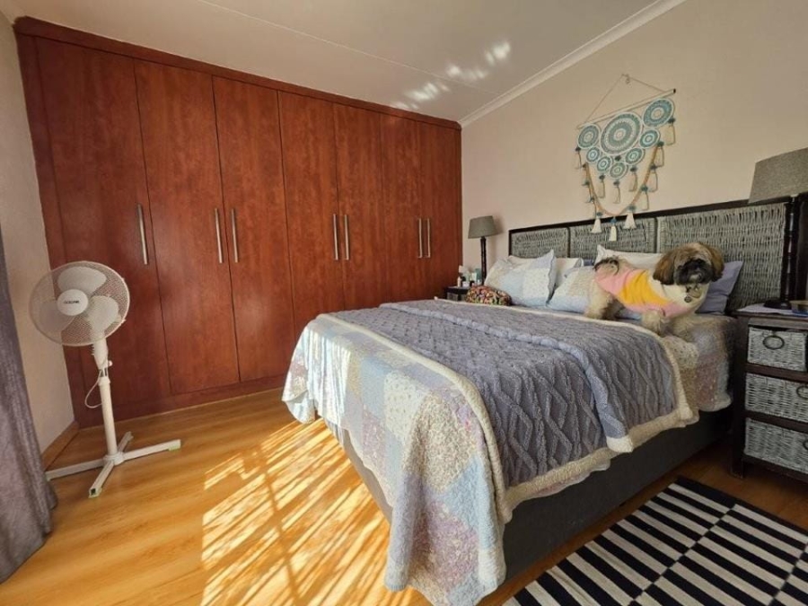 2 Bedroom Property for Sale in New Redruth Gauteng