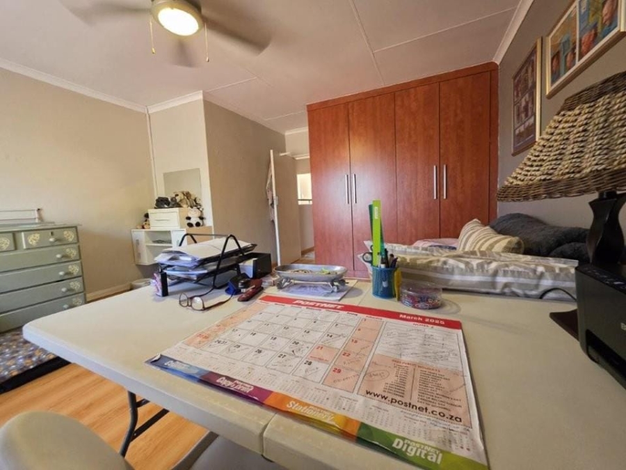 2 Bedroom Property for Sale in New Redruth Gauteng