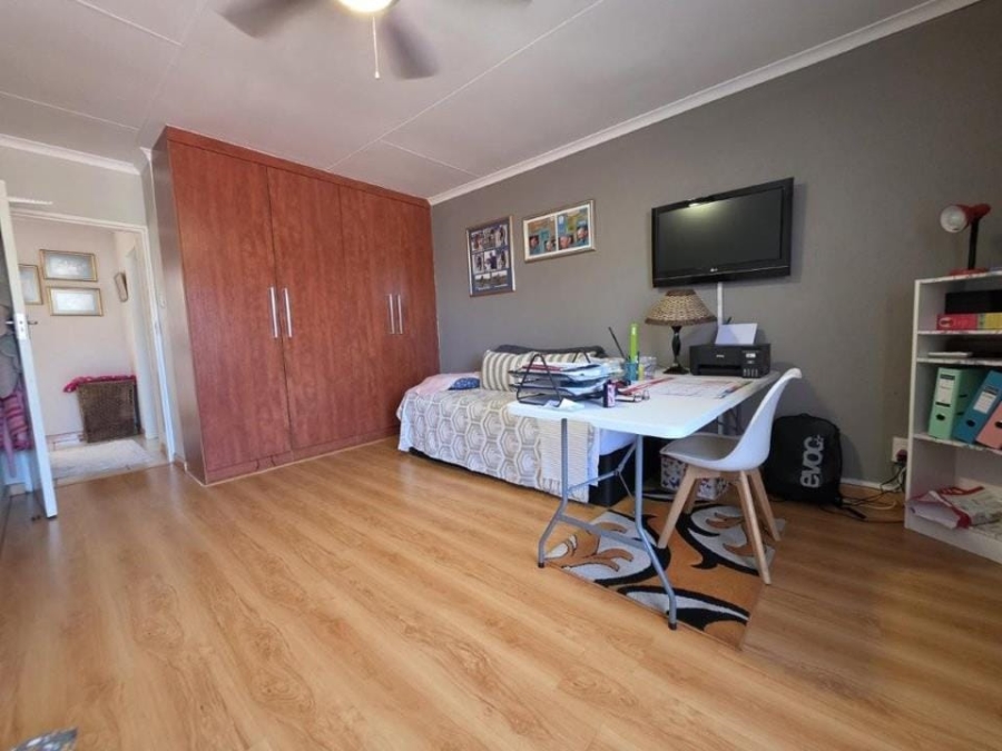 2 Bedroom Property for Sale in New Redruth Gauteng
