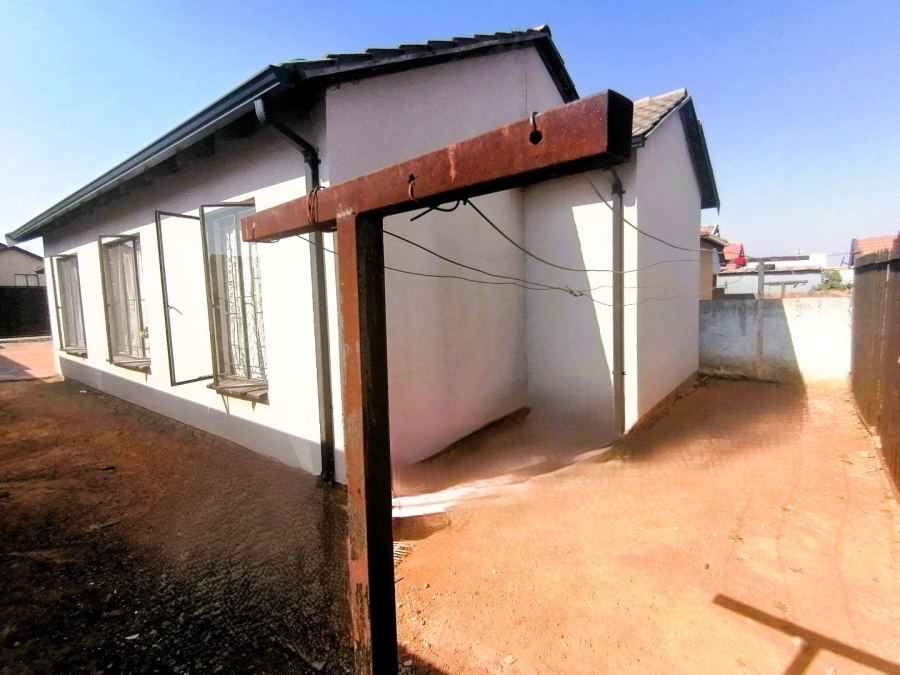 3 Bedroom Property for Sale in Soshanguve East Gauteng