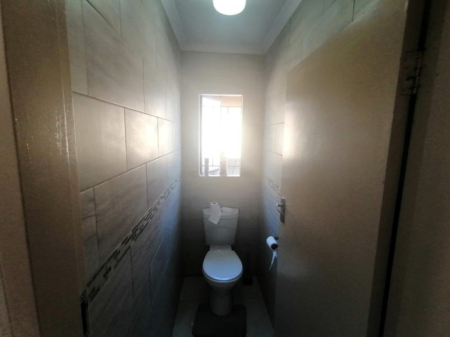 3 Bedroom Property for Sale in Soshanguve East Gauteng