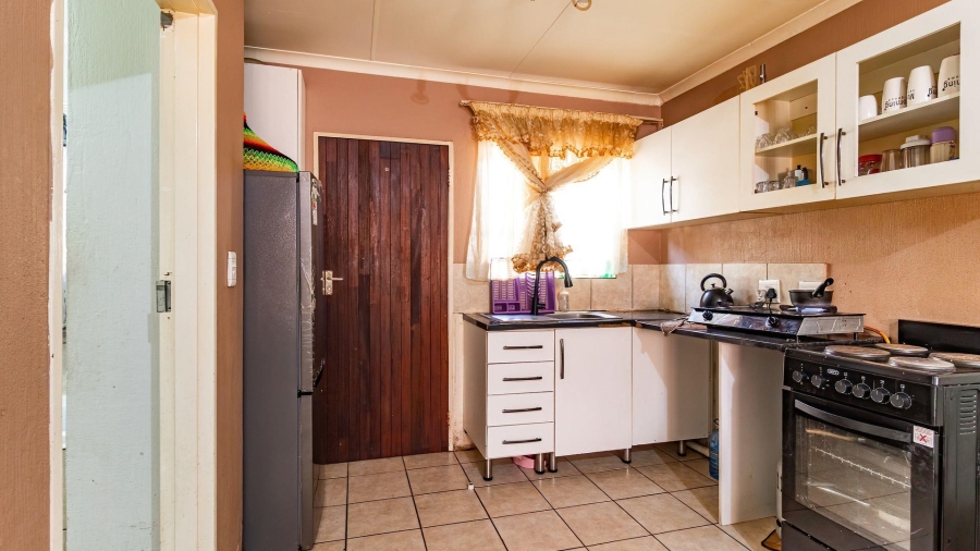 3 Bedroom Property for Sale in Dawn Park Gauteng