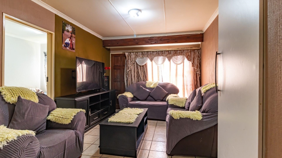3 Bedroom Property for Sale in Dawn Park Gauteng