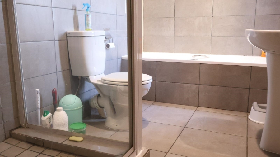 2 Bedroom Property for Sale in Pomona Gauteng