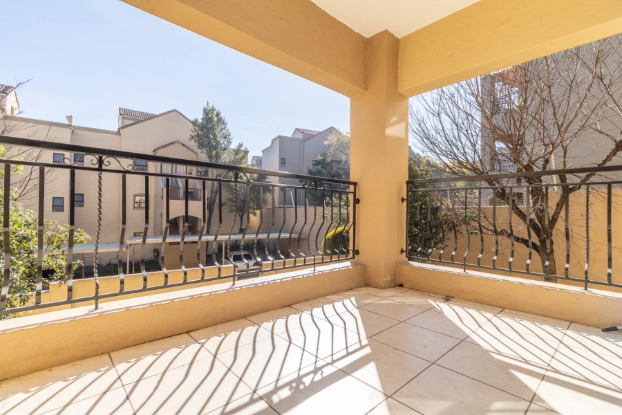 1 Bedroom Property for Sale in Lonehill Gauteng