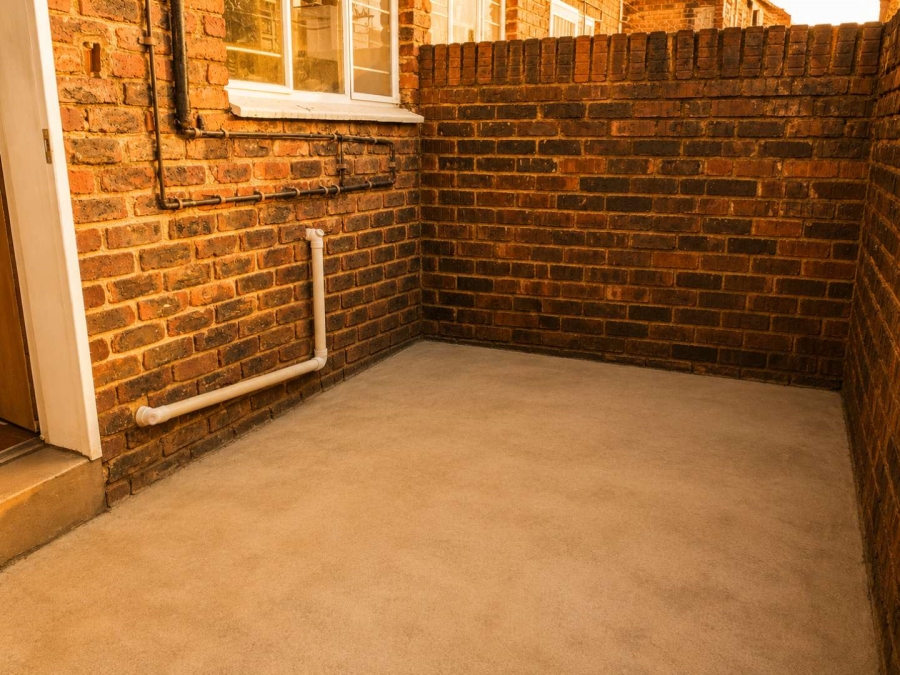 2 Bedroom Property for Sale in Fontainebleau Gauteng