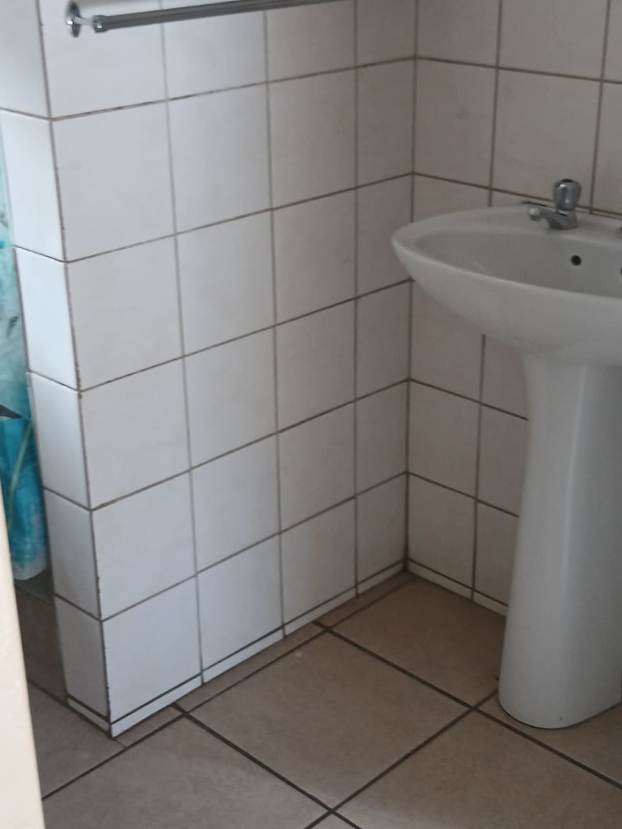 3 Bedroom Property for Sale in Elspark Gauteng