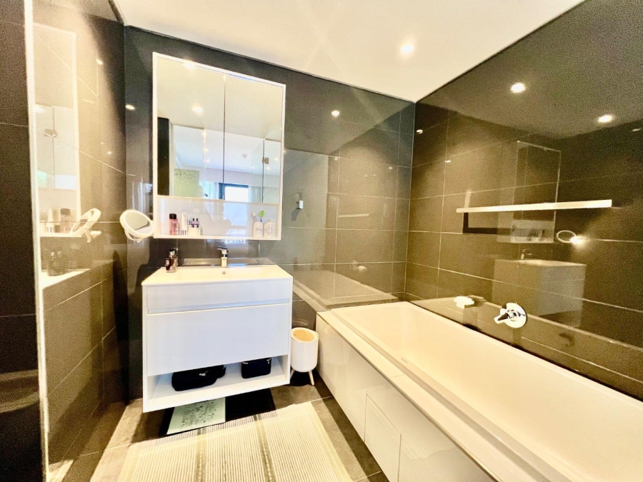 2 Bedroom Property for Sale in Rosebank Gauteng