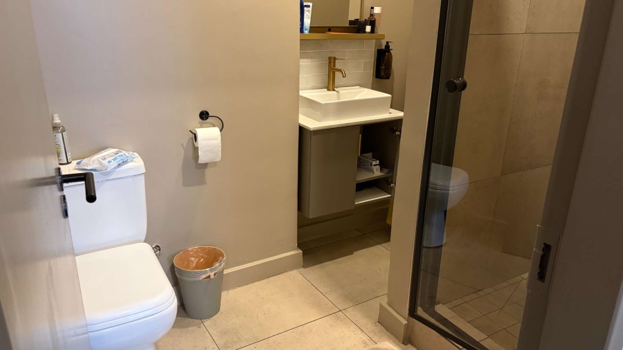 To Let 1 Bedroom Property for Rent in Sandown Gauteng
