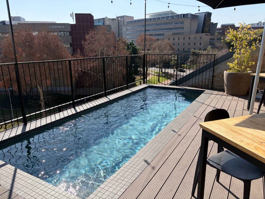 To Let 1 Bedroom Property for Rent in Sandown Gauteng